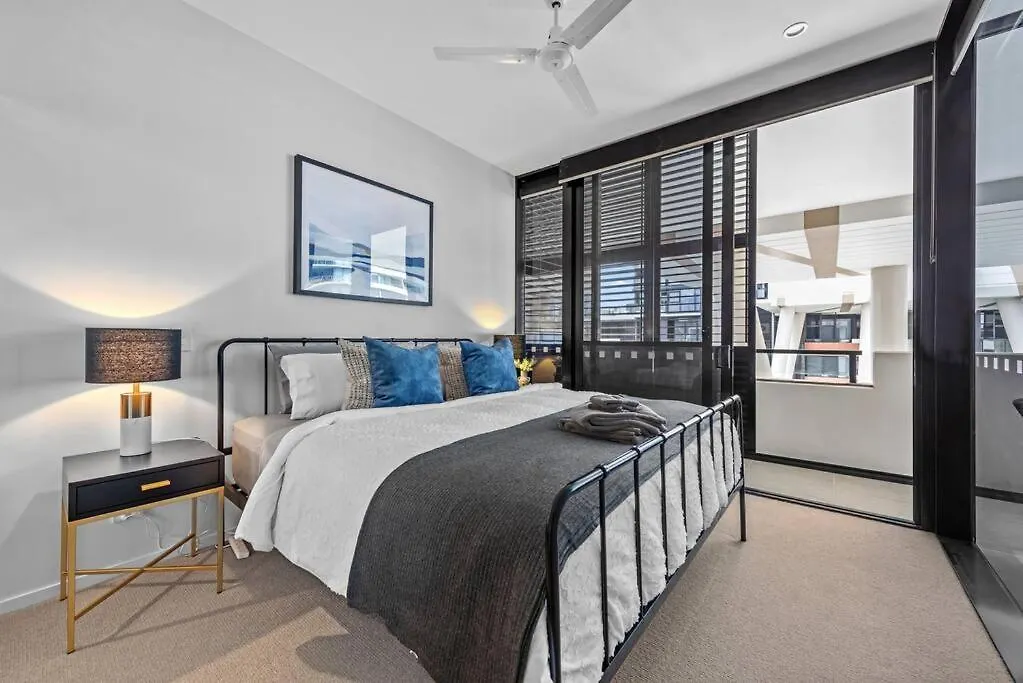 South Bank Sensational! ~ 1Bed,1Bath,1Car,Balcony Apartman Brisbane