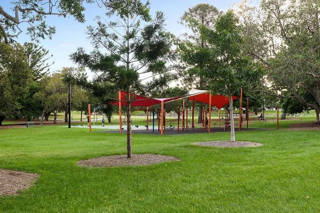 South Bank Sensational! ~ 1Bed,1Bath,1Car,Balcony Apartman Brisbane Ausztrália