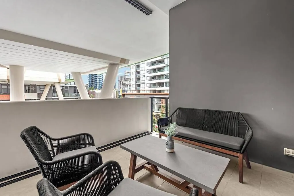 South Bank Sensational! ~ 1Bed,1Bath,1Car,Balcony Apartman Brisbane